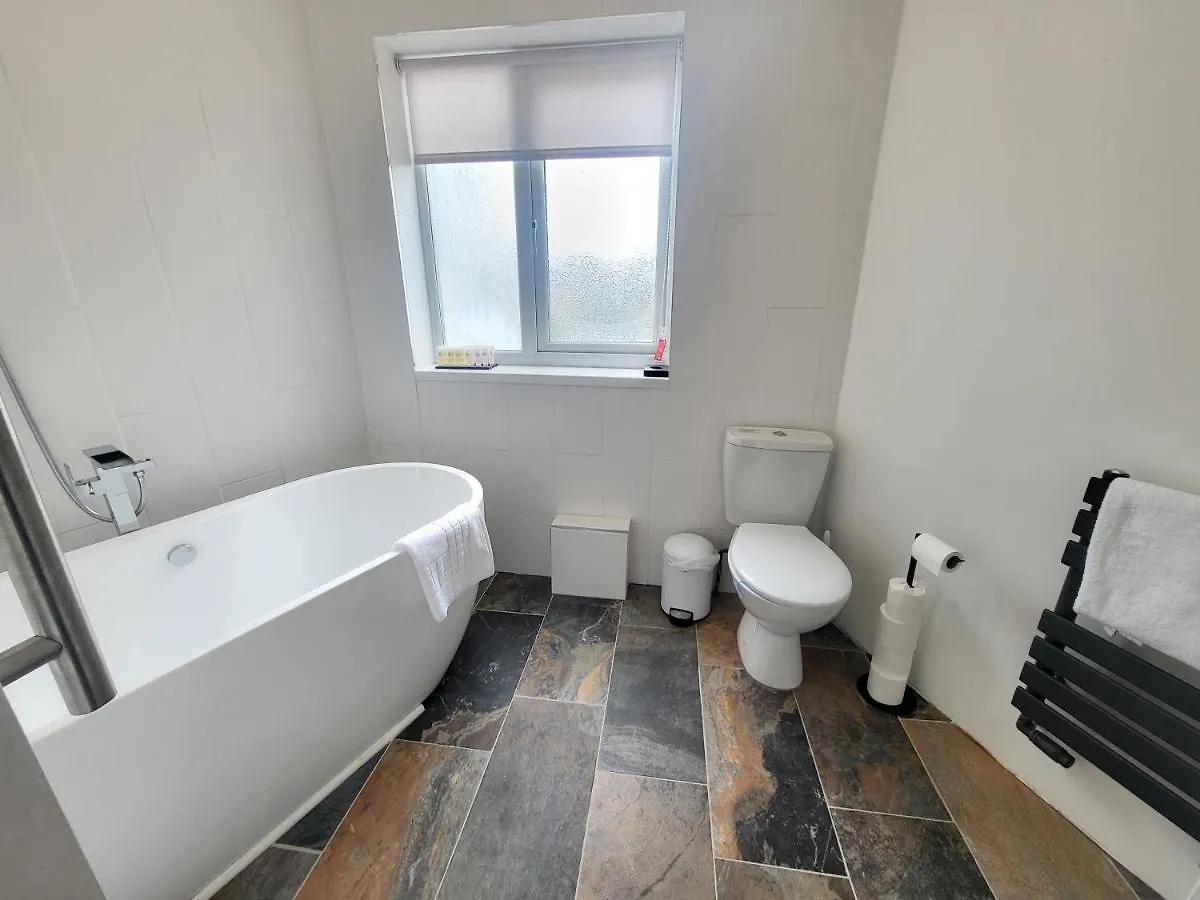 Garland Grangewood Central House, London Apartment